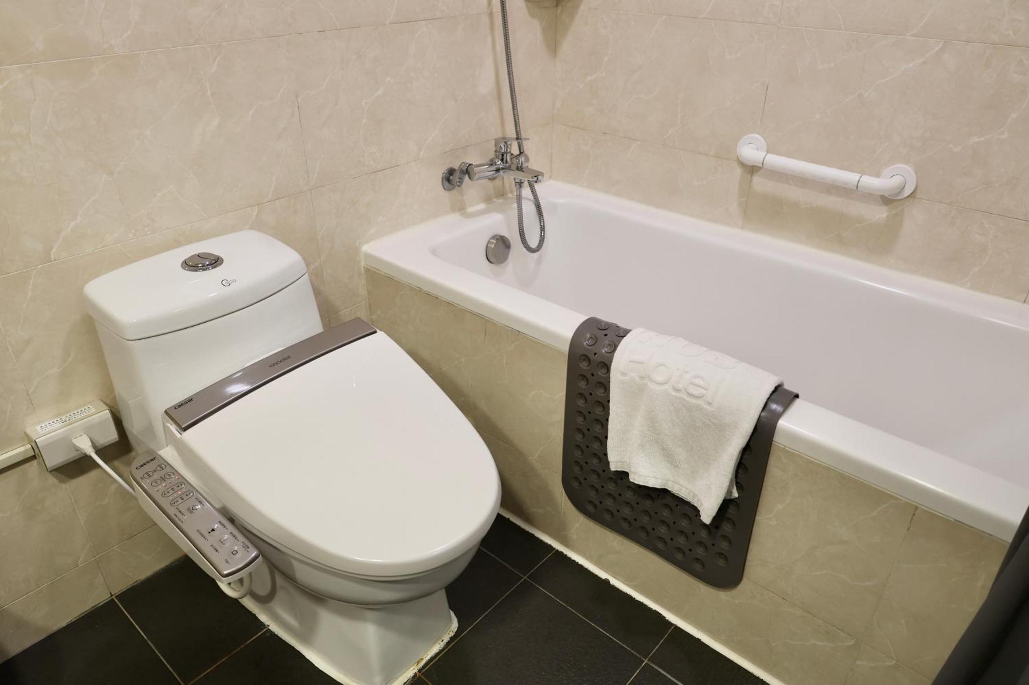 Hub Hotel - Zhongshan Branch Tajpej Kültér fotó