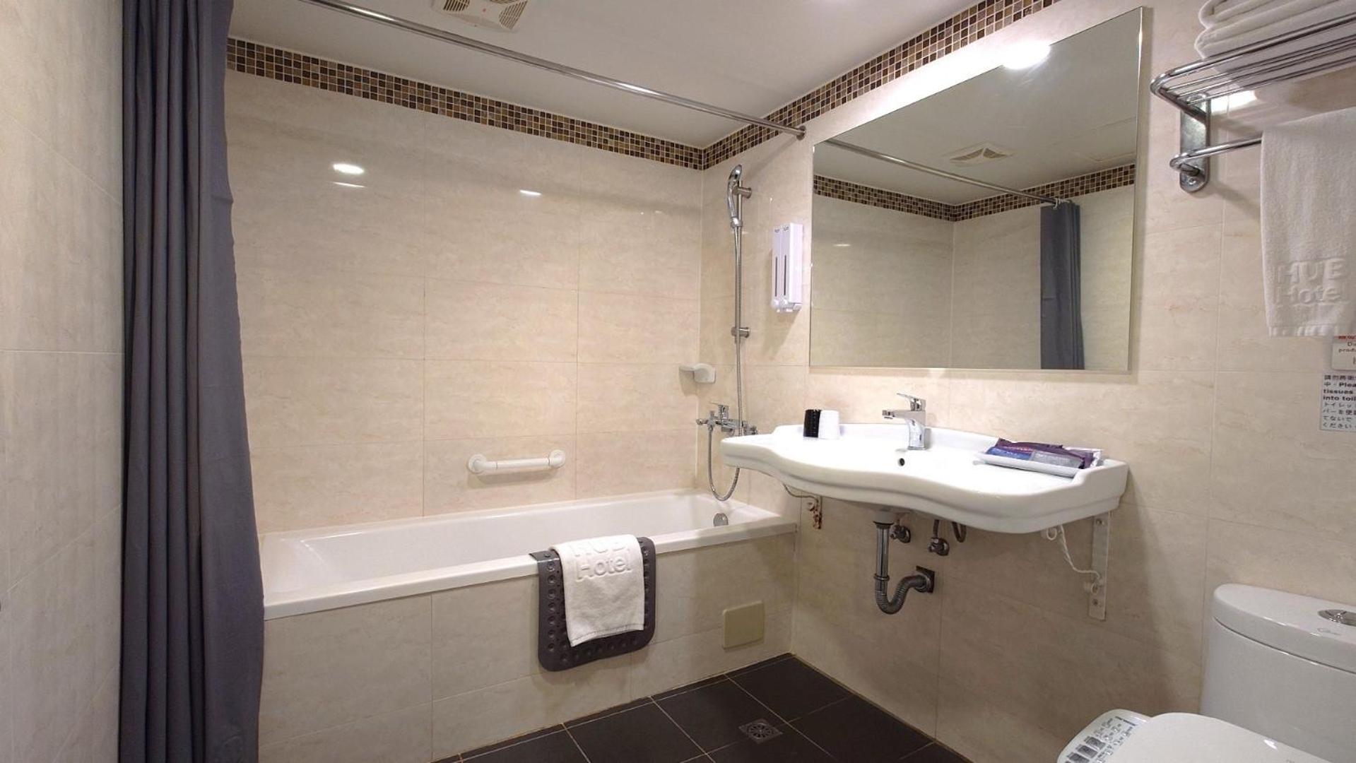 Hub Hotel - Zhongshan Branch Tajpej Kültér fotó