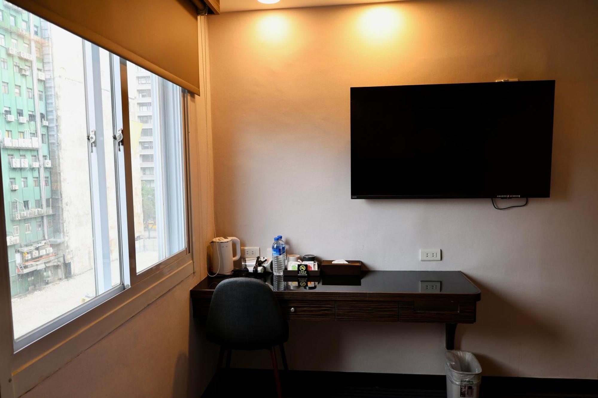Hub Hotel - Zhongshan Branch Tajpej Kültér fotó