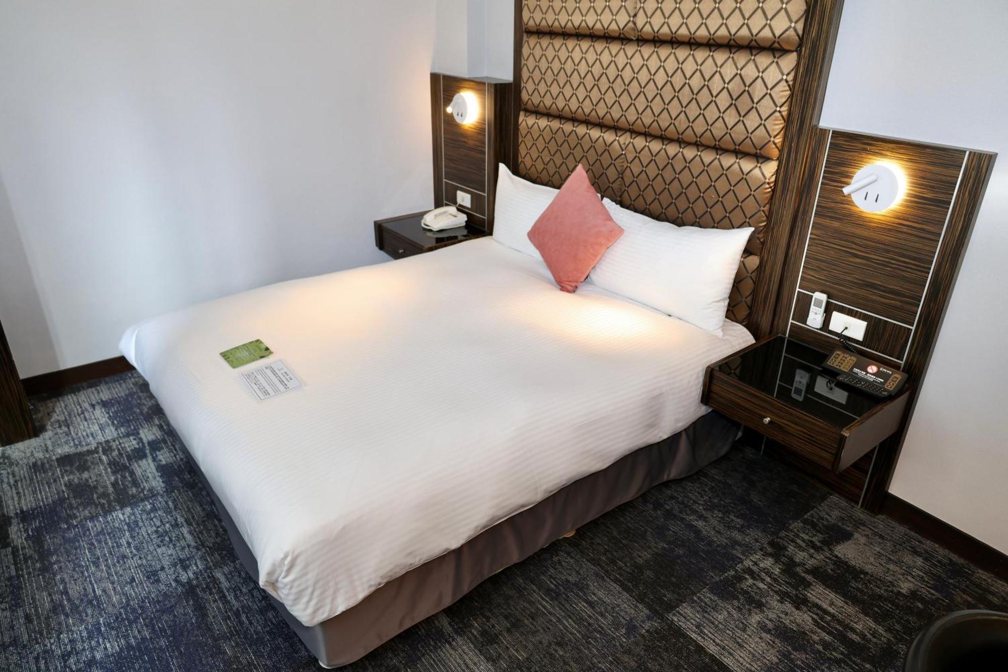 Hub Hotel - Zhongshan Branch Tajpej Kültér fotó